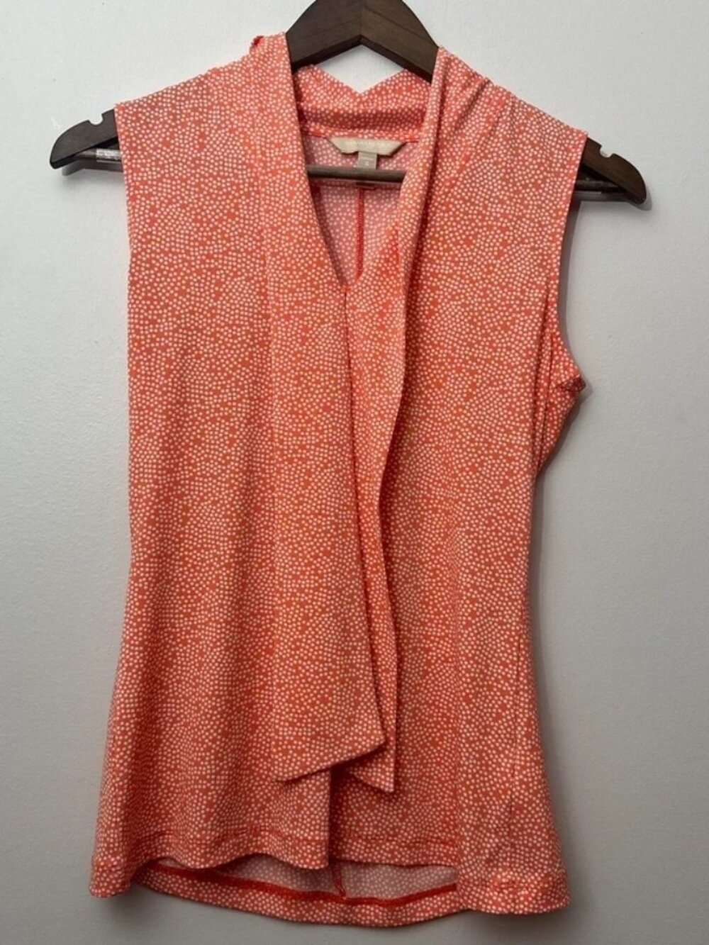 Banana Republic Women’s Small Coral White Polka Dot Sleeveless Blouse